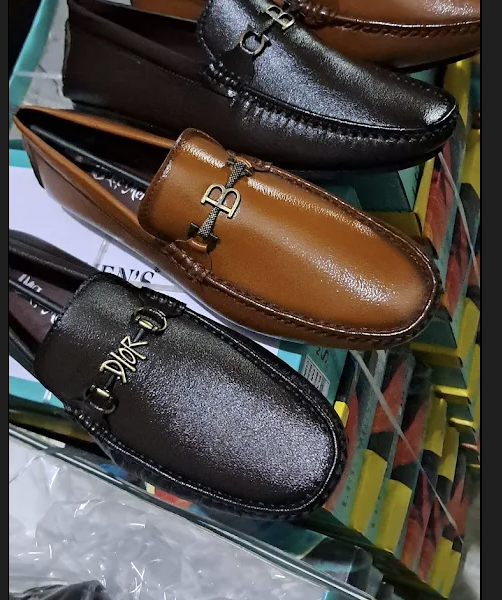 Al Hatabi Trading Co. LLC - shop#1 Md. Sharif Bldg. Alras Rd. Alras Deira Dubai - Dubai - United Arab Emirates - shoes shops in Dubai - shoes suppliers in United Arab Emirates