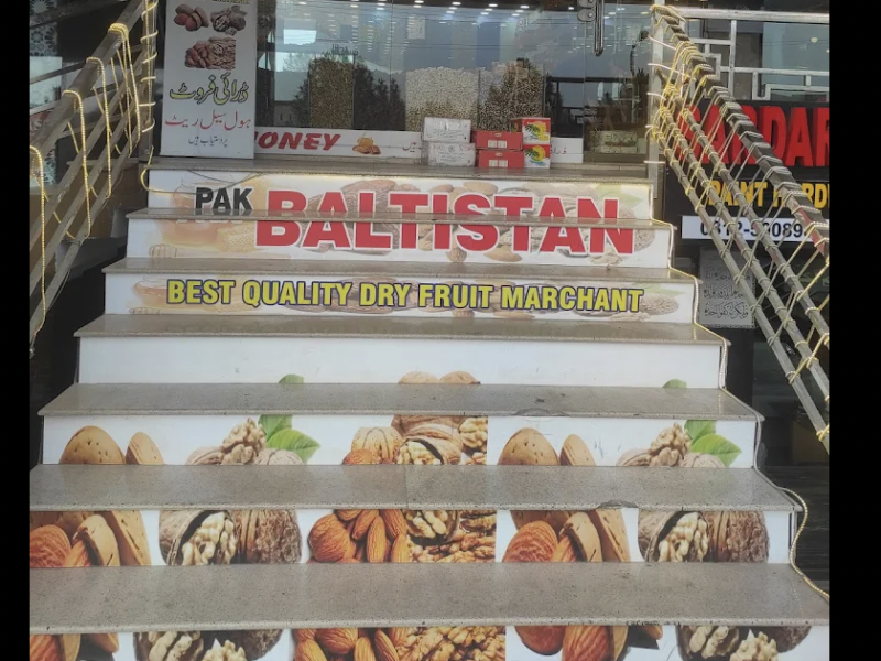 Gilgit baltistan dry fruit merchant - G4P6+486, Main Rd, Phase 7 Islamabad, Islamabad Capital Territory, Pakistan - Best dry fruits shops in Islamabad Pakistan - Dry fruits Pakistan